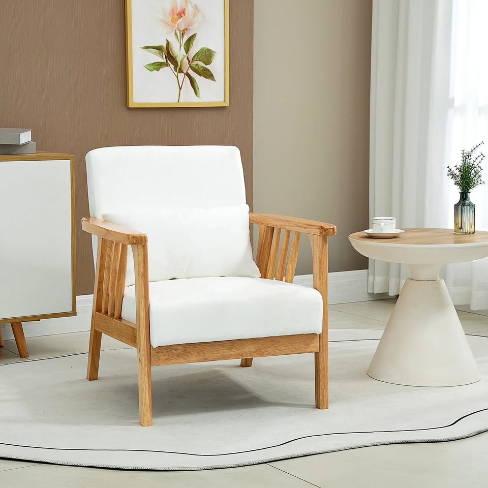 Armchair Upholstered Lounge Chair with Rubber Wood Frame