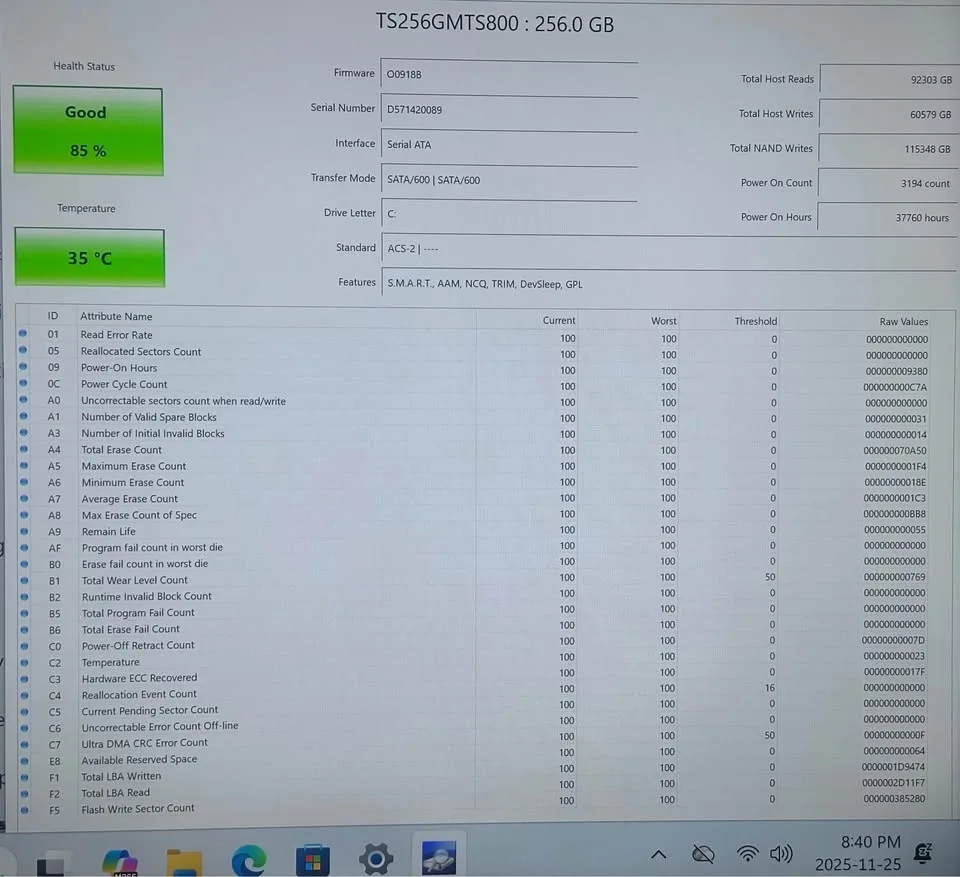 Intel i7 NUC desktop PC Windows 11 image indicator(10)