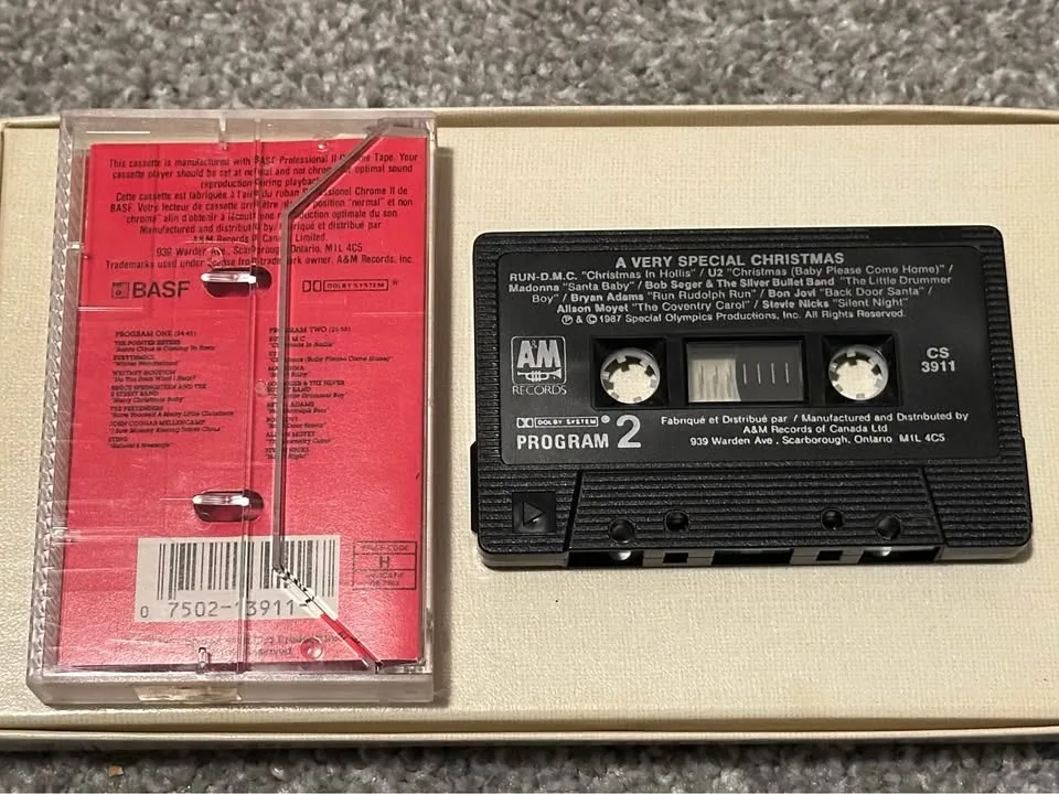 A Very Special Christmas cassette tape image indicator(2)