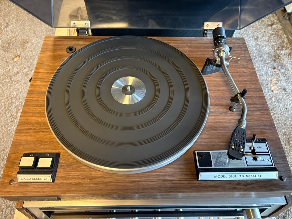 Craig 5501 Receiver - photo 2