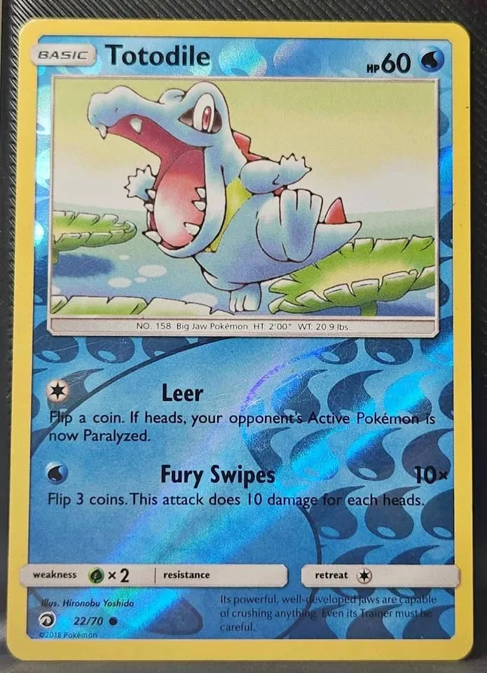 Totodile- Reverse Holo Pokémon Card