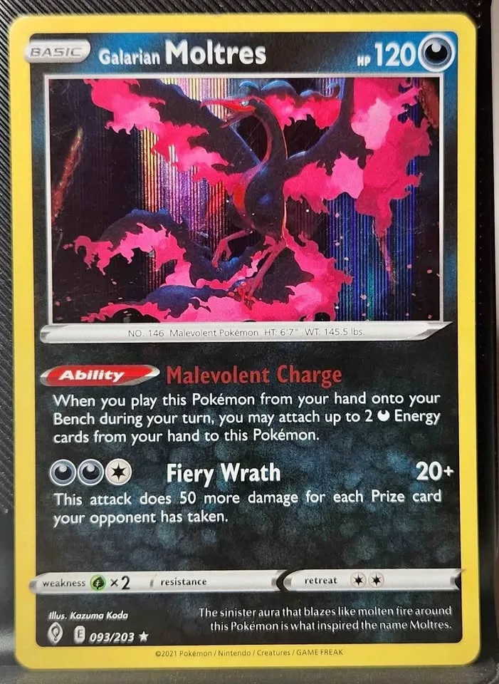 Pokémon TCG Galarian Moltres Evolving Skies 093/203 Holo