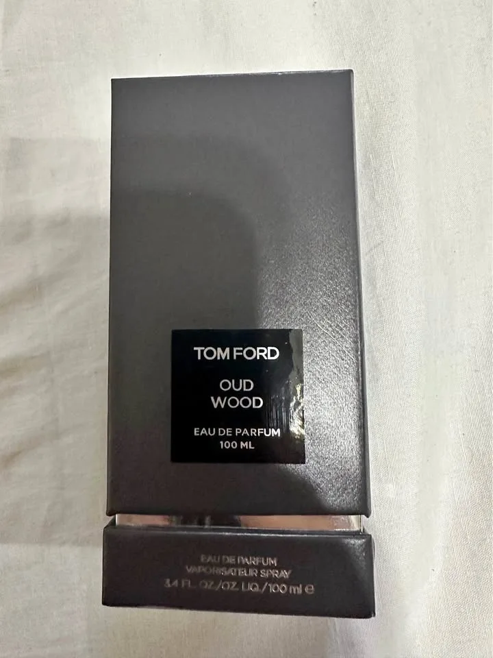 Tom ford oud wood (100ml) used twice ￼