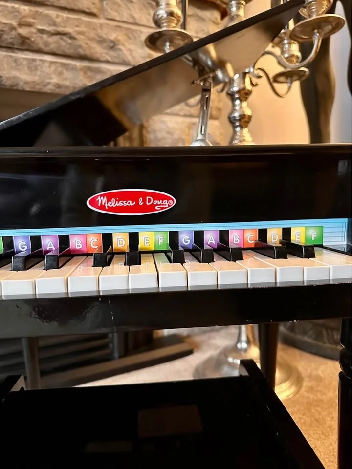 🔥Melissa & Doug Black Grand Piano - Toy Piano with Bench 🎼 image indicator(3)