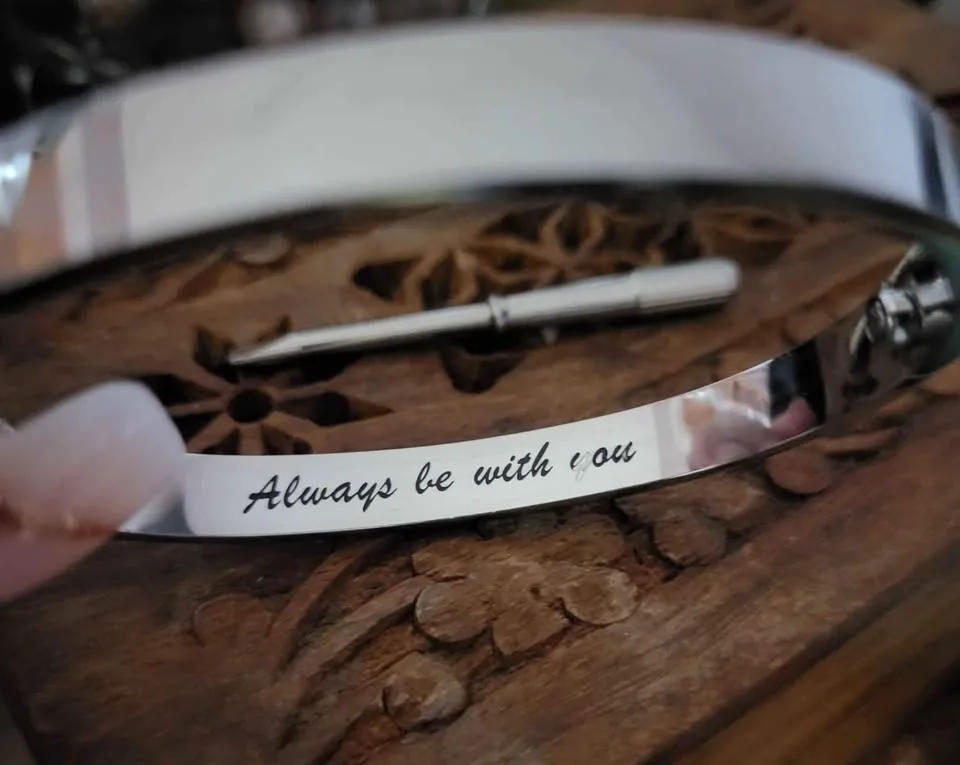 Silver Eternity Bracelet image indicator(5)