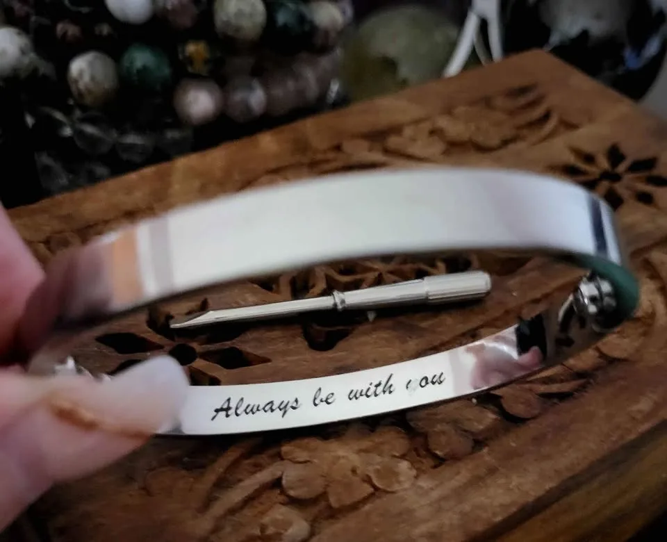 Silver Eternity Bracelet image indicator(8)