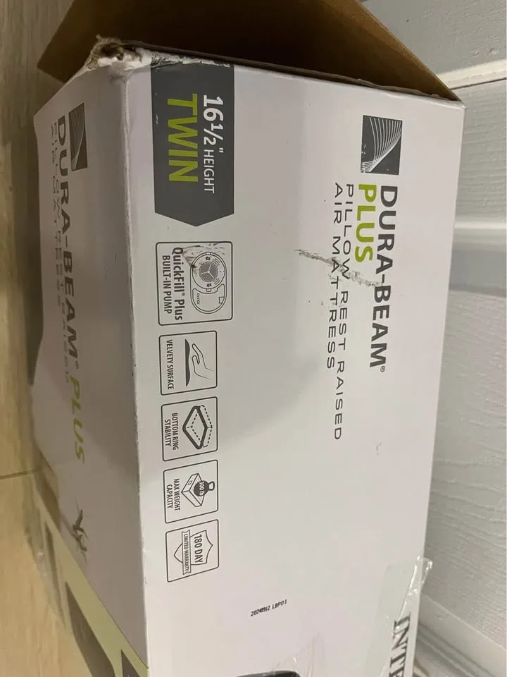 Twin air mattress, pillow rest raised with built in pump image indicator(2)