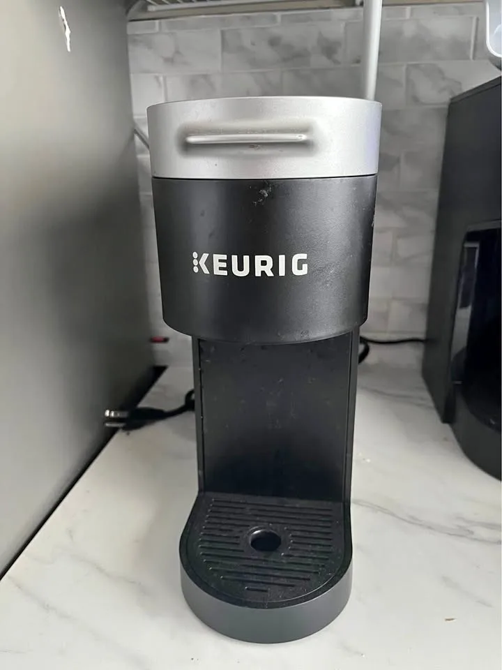 Keurig K-Slim Single Serve K-Cup Pod Coffee Maker