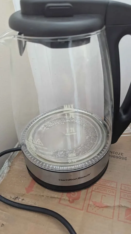 FREE blenders (incomplete, missing pieces), electric kettle image indicator(5)