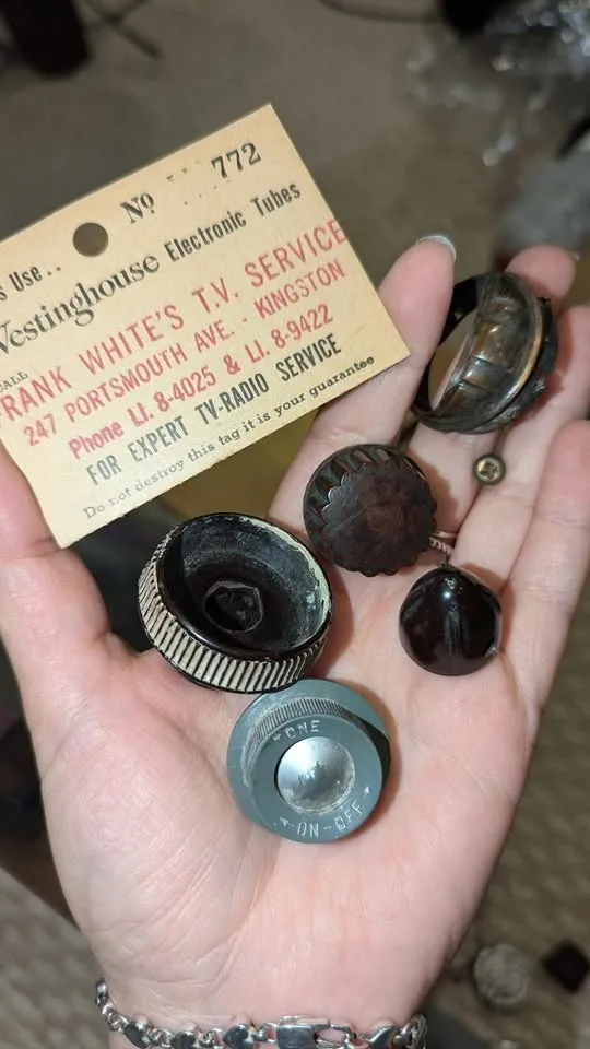 Vintage 1940s–50s Radio Parts Lot image indicator(8)