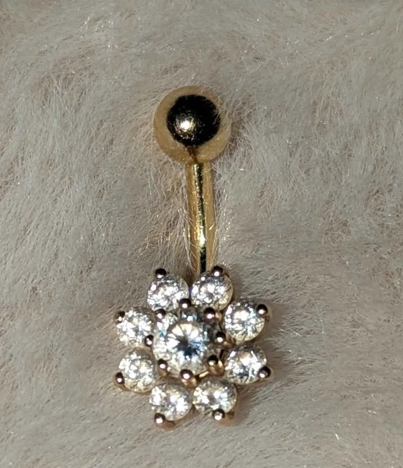 14k Gold Navel ring (14 guage curved barbell) image indicator(7)