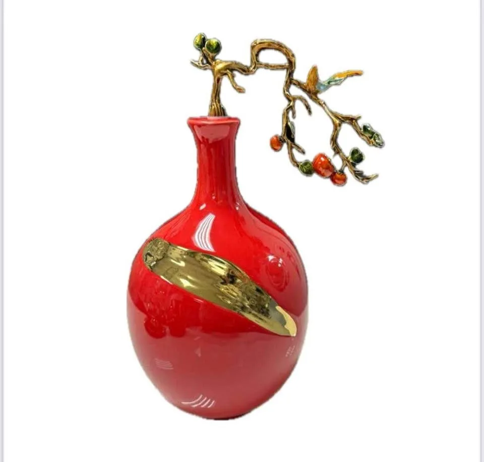 Red and Gold Showpiece