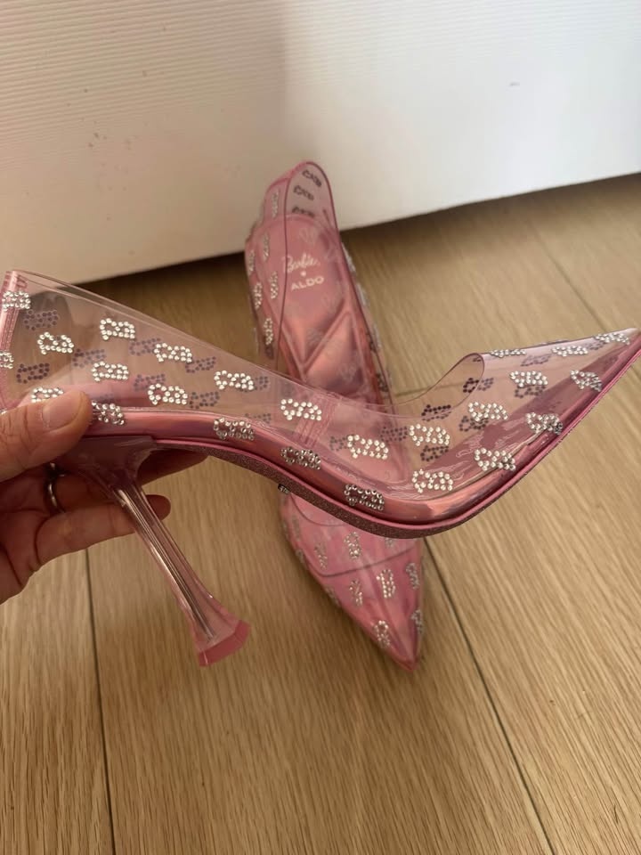 Barbie x Aldo light pink heels size 9 - photo 4