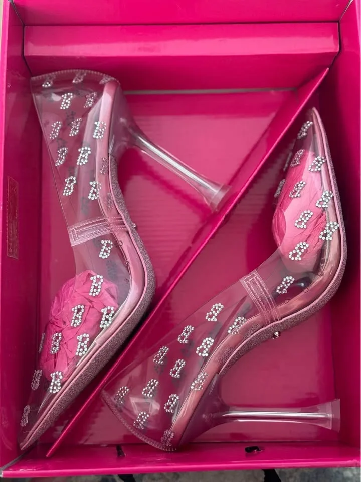 Barbie x Aldo light pink heels size 9 image indicator(8)