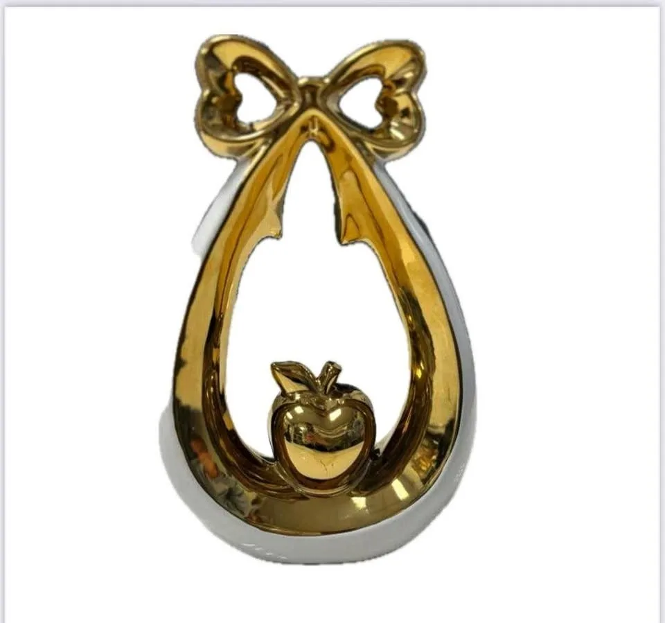 Apple Showpiece
