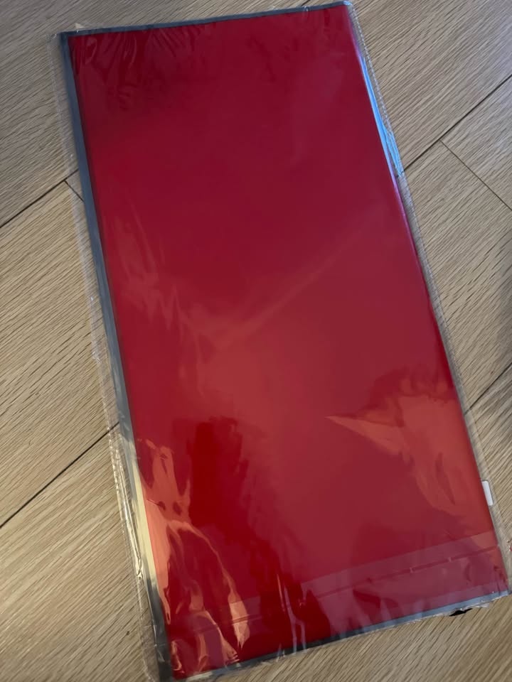 20 Sheets Red Waterproof Flower Wrapping Paper - photo 3