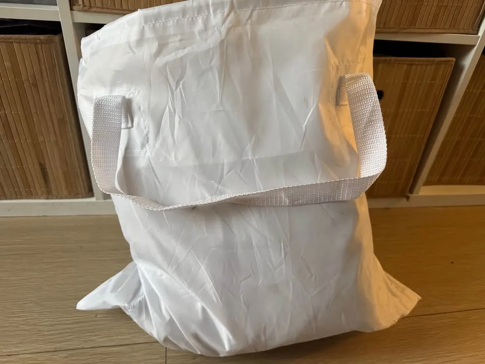 Air Mattress with Built in Pump - Queen sized image indicator(8)