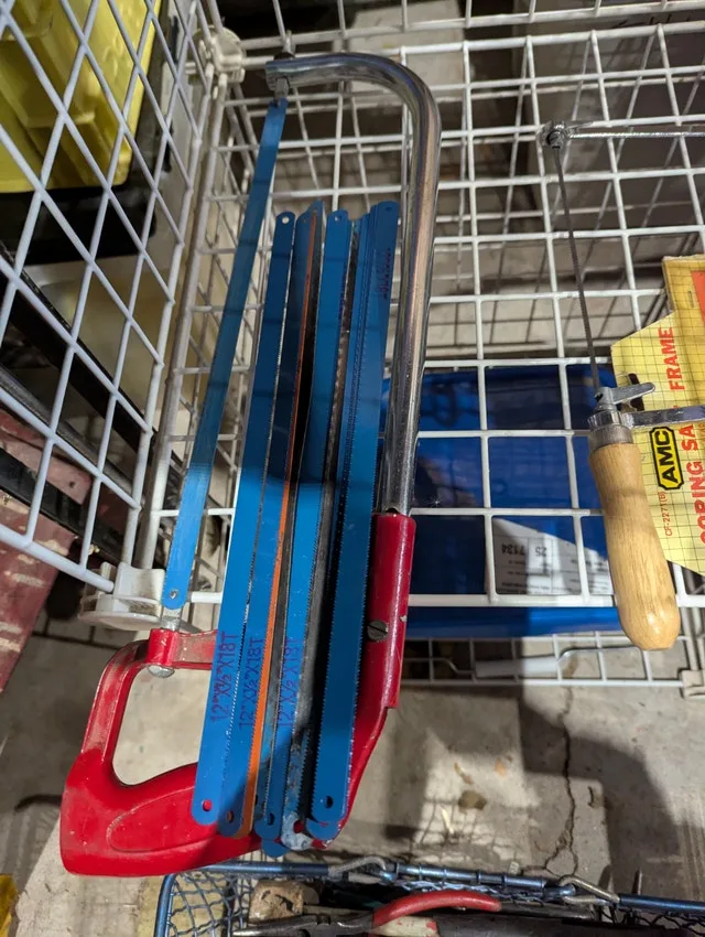 Coping saw and blades  \ Hack saw and blades image indicator(2)