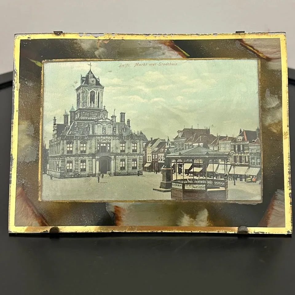 Vintage Delft “Markt met Stadhuis” Gilded Glass Picture