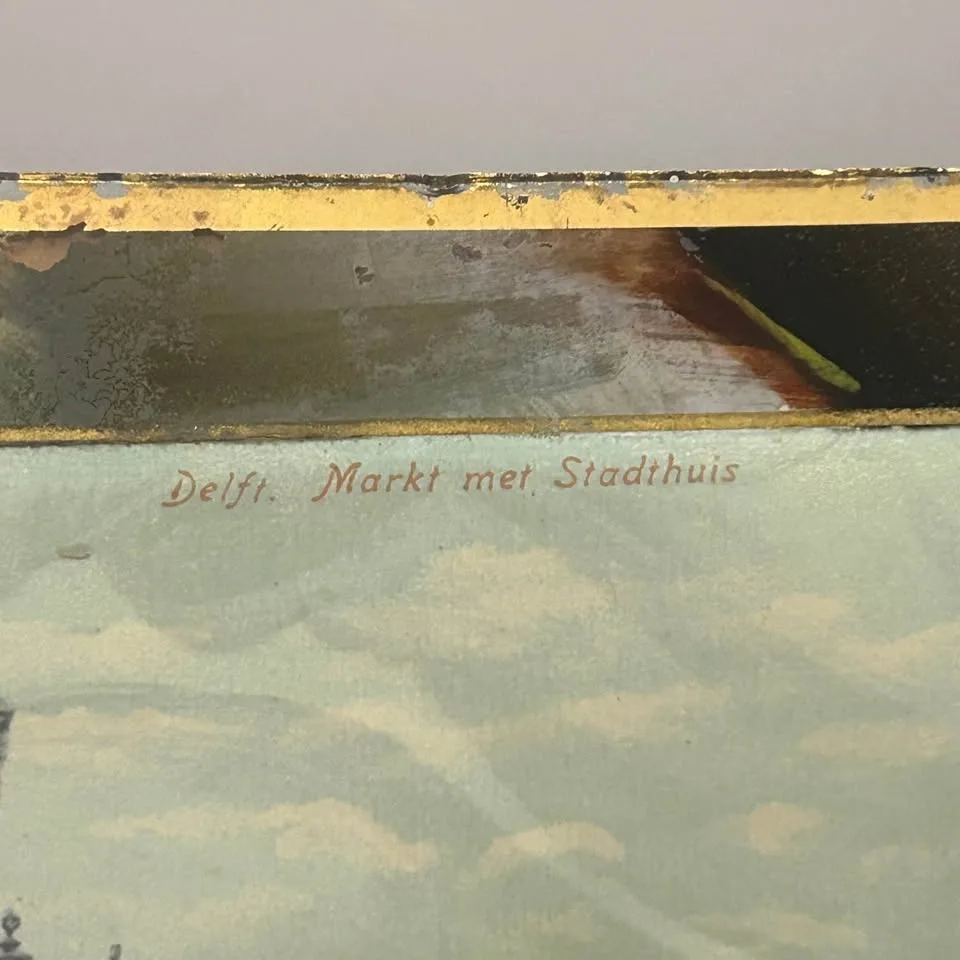 Vintage Delft “Markt met Stadhuis” Gilded Glass Picture image indicator(2)