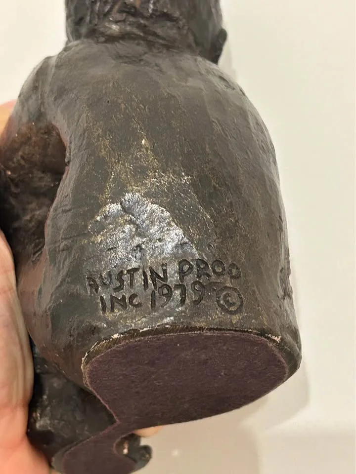 Vintage Austin Prod. 'Sitting Boy' 1979 Bronze-Tone image indicator(5)