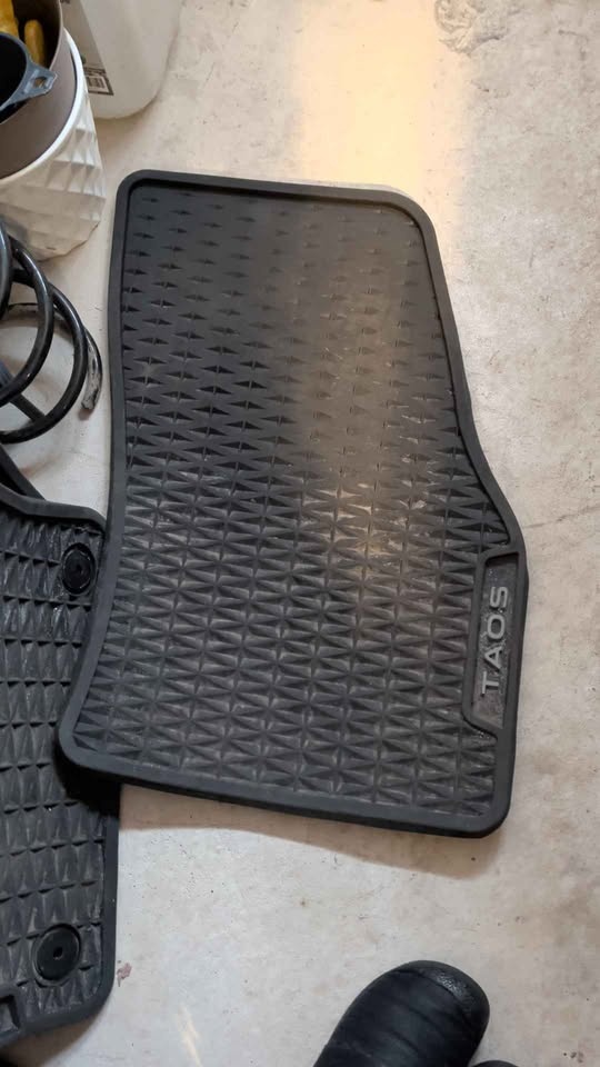 VW Taos monster mats winter mats - photo 2