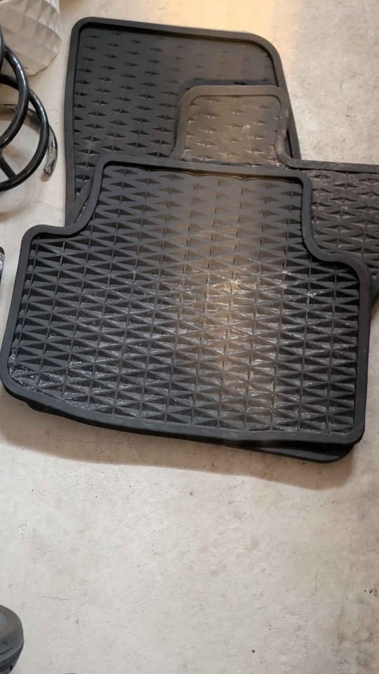 VW Taos monster mats winter mats - photo 4