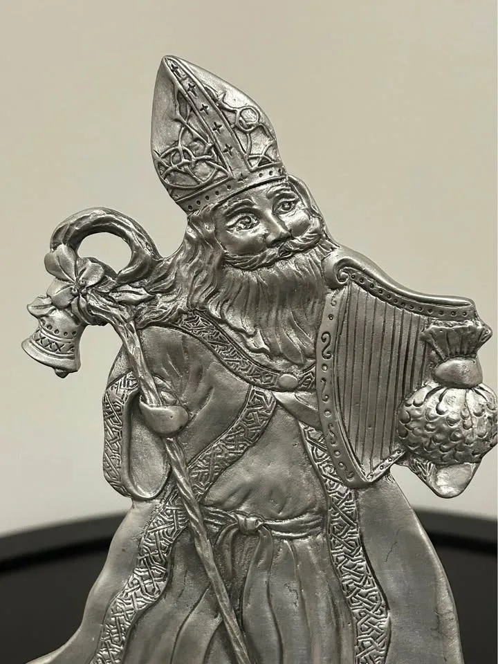Seagull Pewter Christmas Figurine – St. Patrick (2003) image indicator(3)