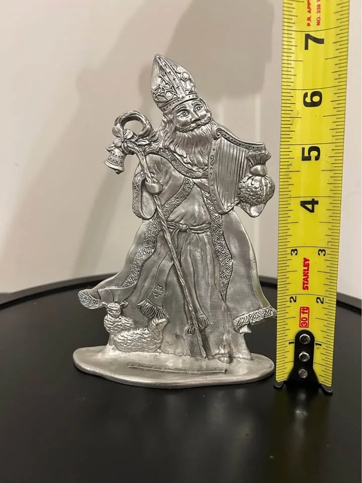 Seagull Pewter Christmas Figurine – St. Patrick (2003) image indicator(6)