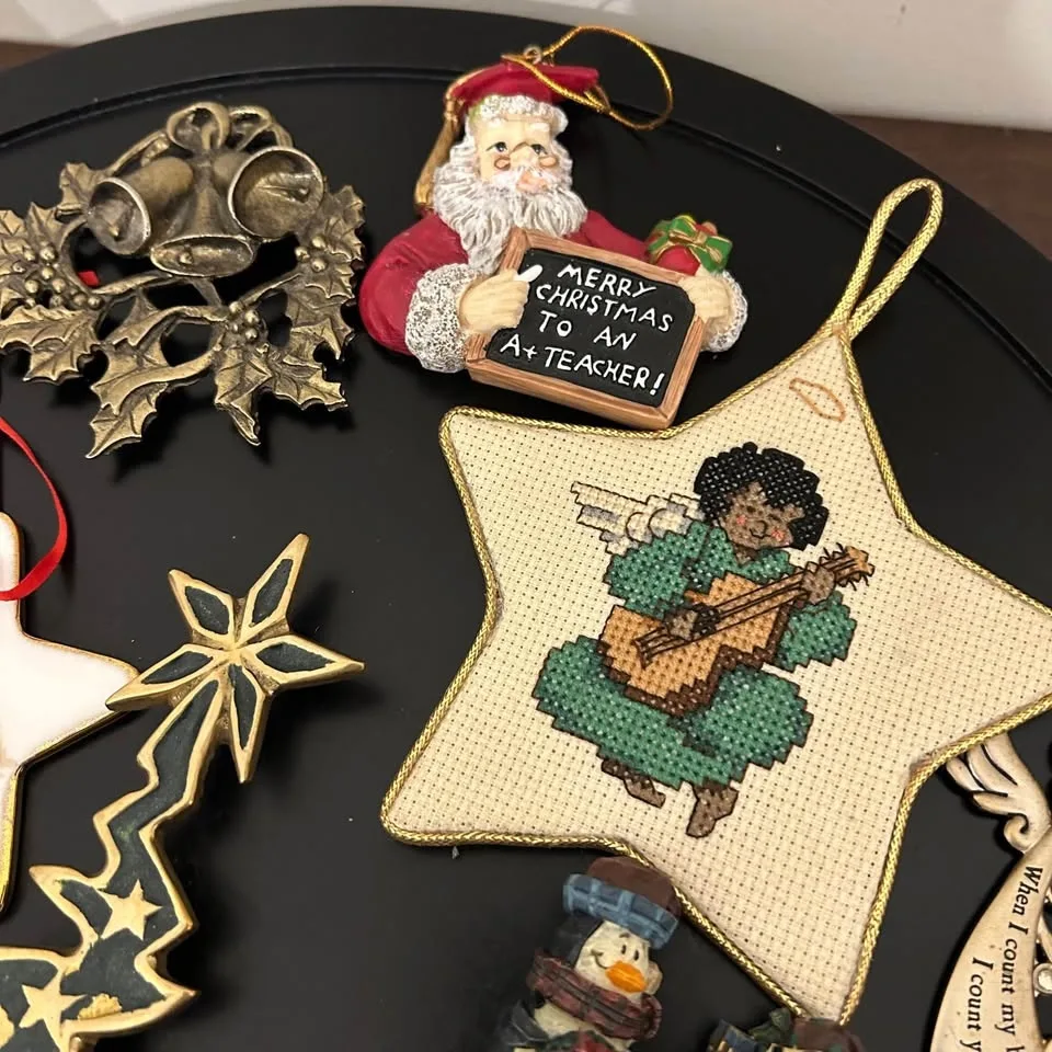 Vintage Christmas Decor Lot image indicator(3)