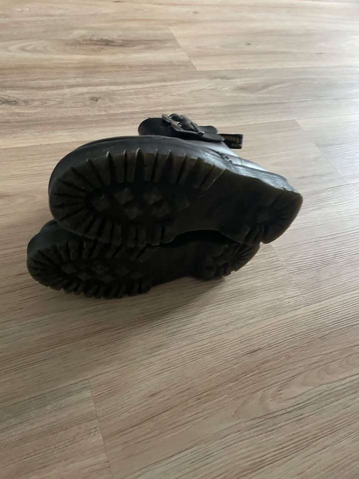 Doc Martens/Timberlands - Size 7.5 to 8.5 - photo 2