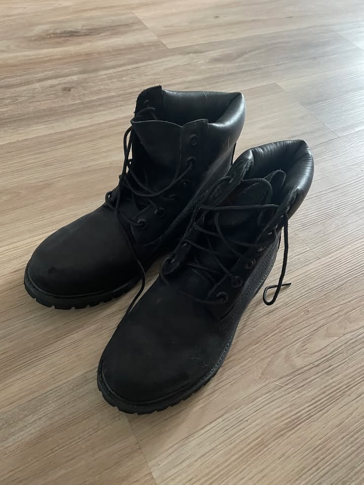 Doc Martens/Timberlands - Size 7.5 to 8.5 - photo 4