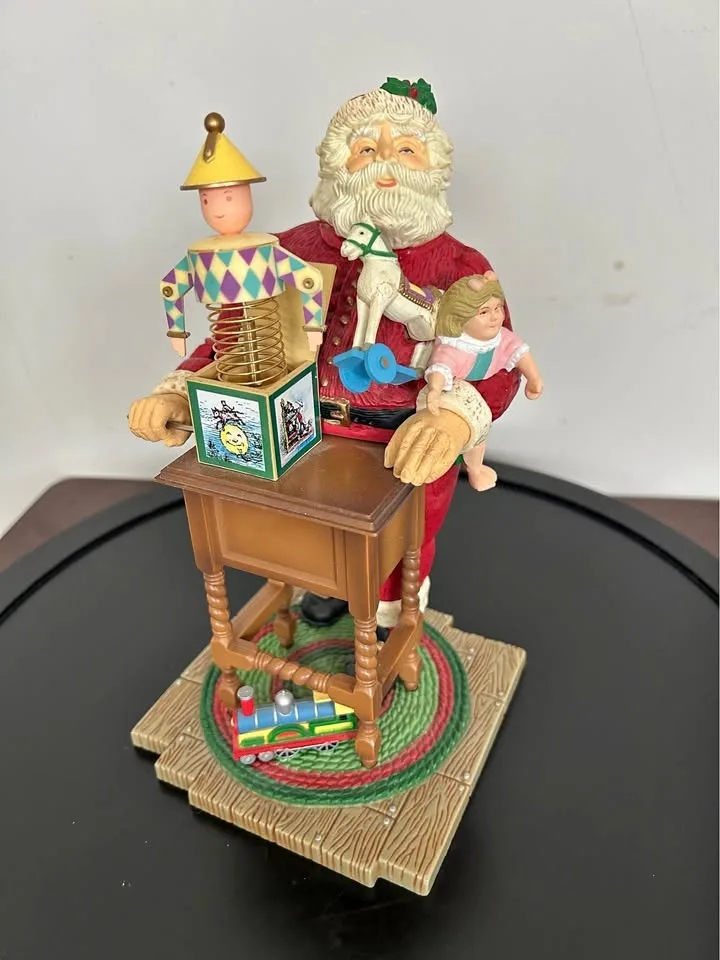 Collectible Enesco Musical Santa Figurine