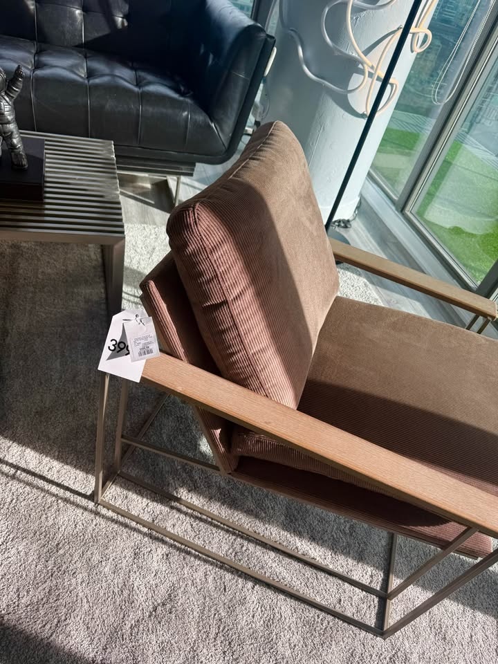 (NEW WITH TAGS) Modern Brown Living Room Chair ($399 in store) - photo 2