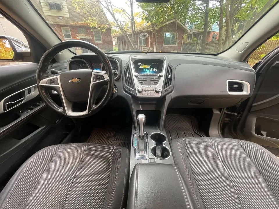 2015 Chevrolet Equinox image indicator(3)