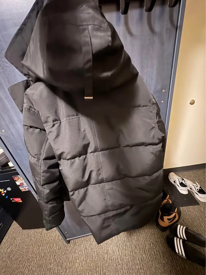 CANADA GOOSE Wyndham Down Parka image indicator(3)
