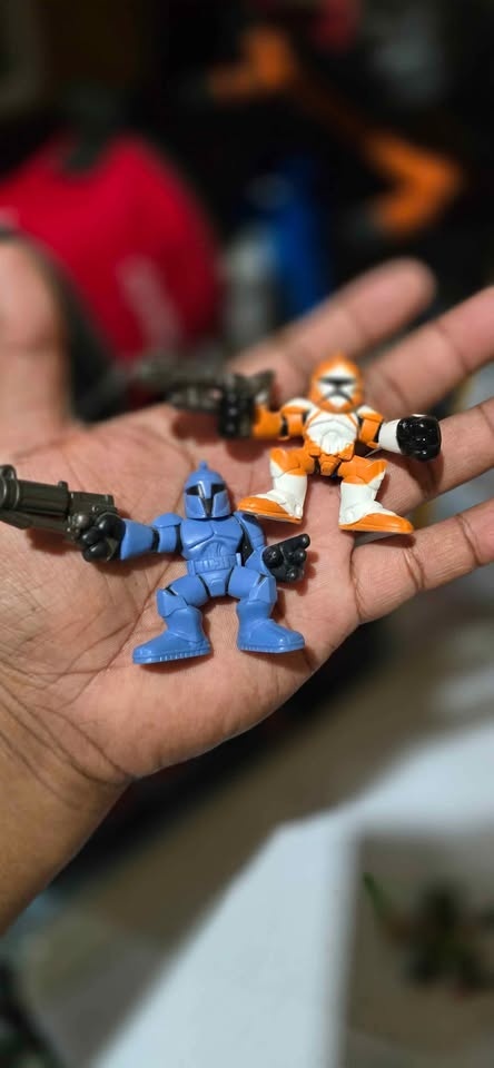 Lot Of 18 Star Wars Galactic Heroes Action Figures - photo 5