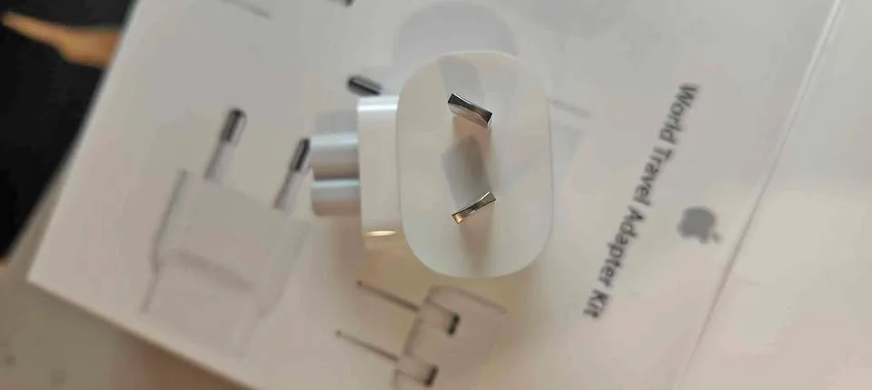 Original Apple Travel Adapter Aus, New Zealand