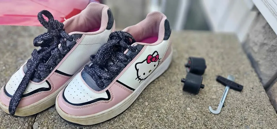 Kitty Heelys