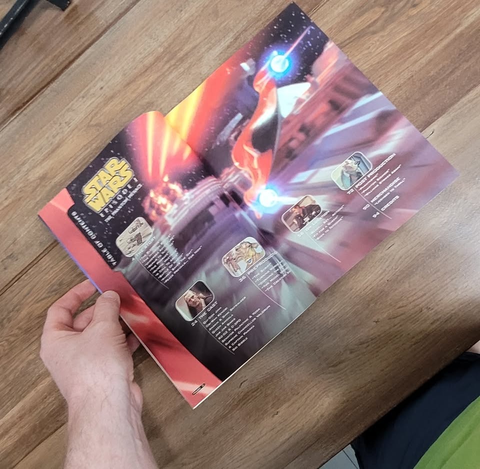 1999 STAR WARS Episode 1 Souvenir Magazine - photo 3
