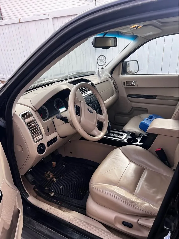 2009 Ford Escape image indicator(3)