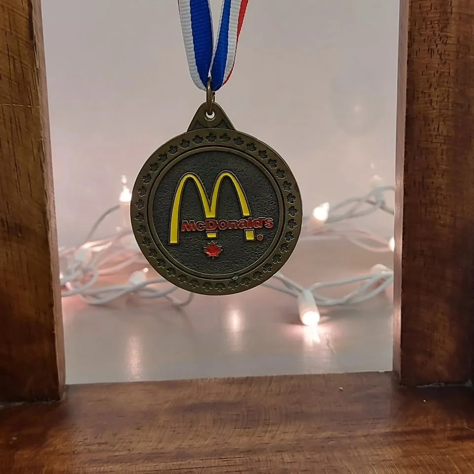 McDonald's Service Enhancement Award Medal 1997 image indicator(4)