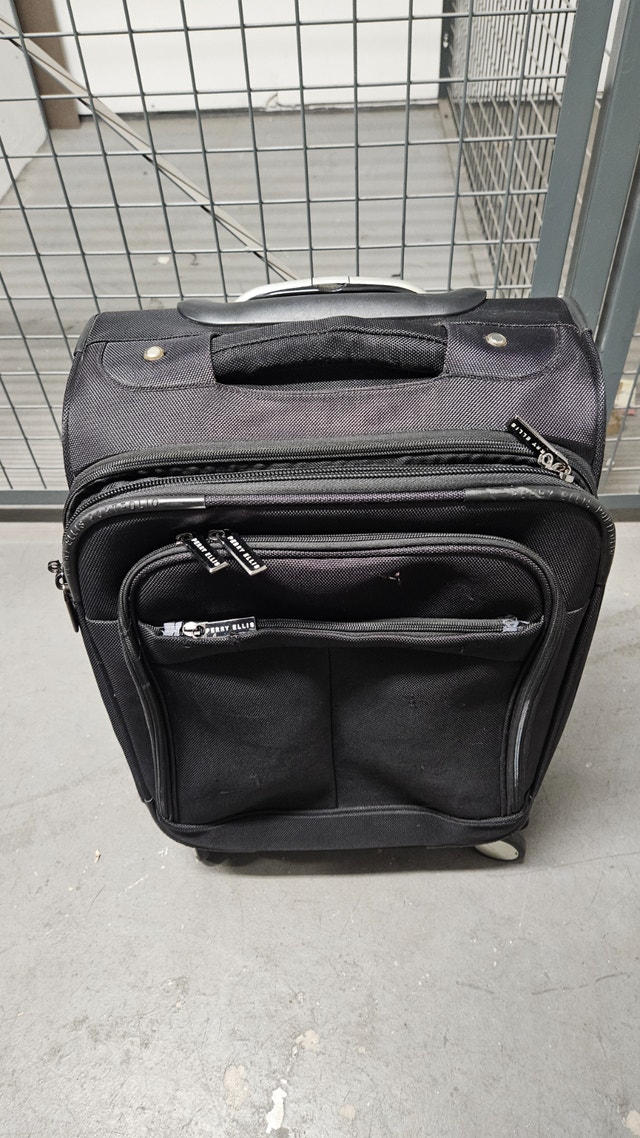 Perry Ellis 21" Carry-On Luggage - Black