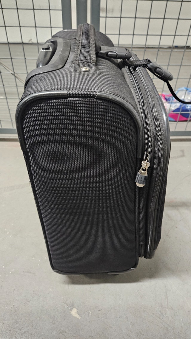 Travelpro 22" Carry On Luggage Suitcase Black Expandable - photo 5