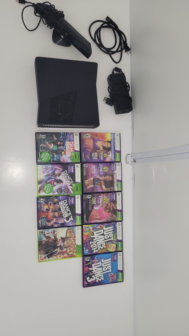 Xbox 360 S Console Bundle with Kinect & 8 Games – Fully Working