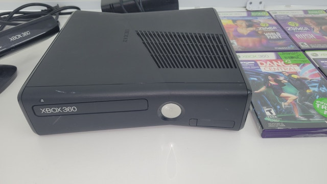 Xbox 360 S Console Bundle with Kinect & 8 Games – Fully Working - photo 3
