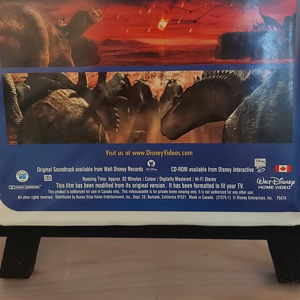 Walt Disney Dinosaur on VHS 2001 - photo 4