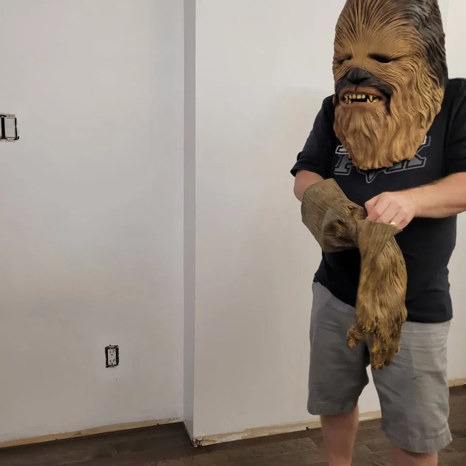 Chewbacca Mask and Gloves costume for Halloween image indicator(3)