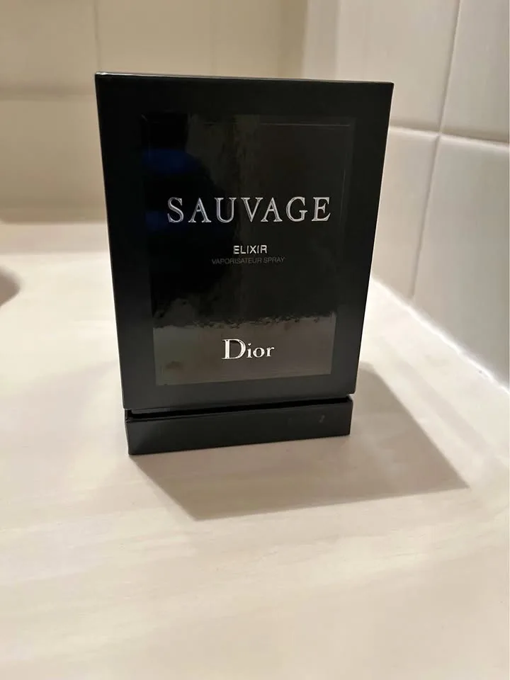 Dior Sauvage Elixir – 100 ml *price negotiable*