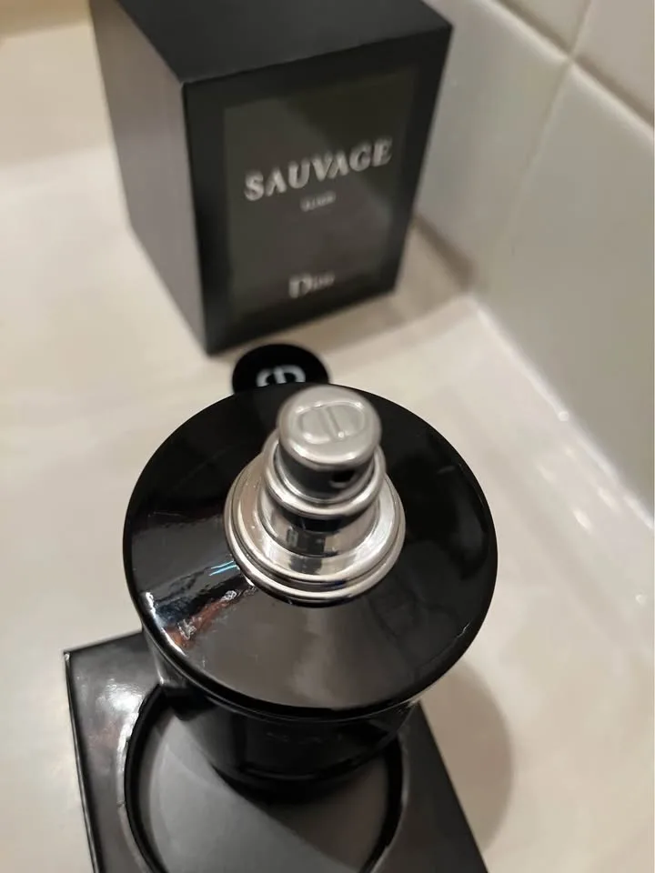 Dior Sauvage Elixir – 100 ml *price negotiable* image indicator(6)